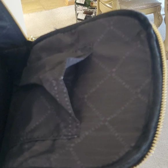 Steve Madden Adjustable Cross Body - Picture 11 of 12